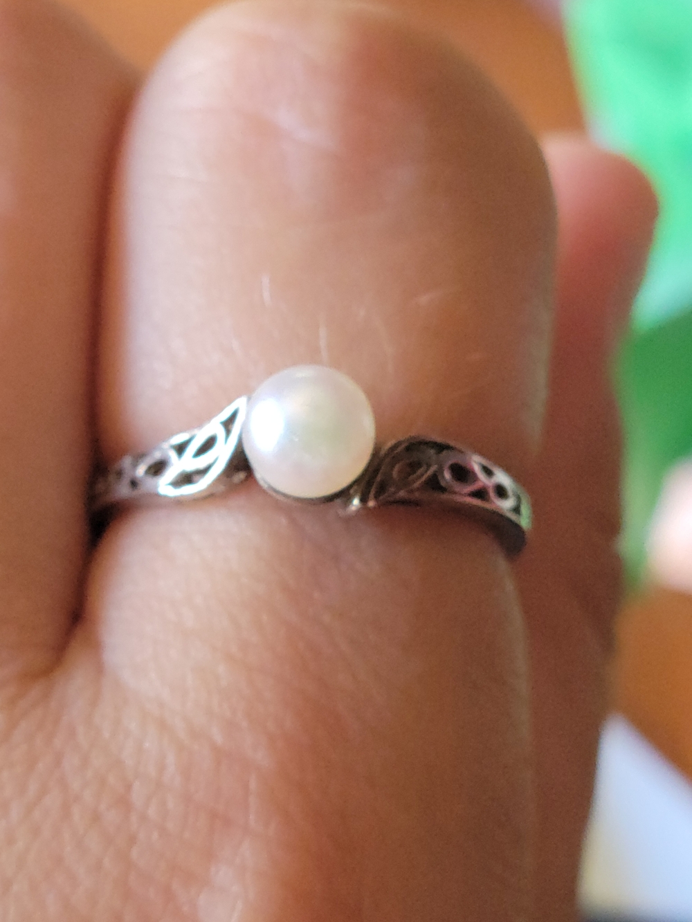 Sterling Silver Pearl Ring with Filigree Band - White Pearl